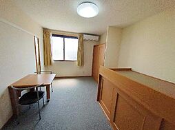 レオパレスＶｉｌｌａｇｅ 201 2階1Kのリビング/ダイニング