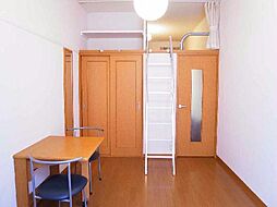 近鉄名古屋線 近鉄四日市駅 徒歩18分の賃貸アパート 1階1Kのリビング/ダイニング