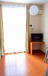 レオパレス南流山 1階1Kのリビング/ダイニング