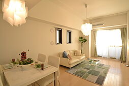 プレシャス音羽 0904 9階1LDKのリビング/ダイニング