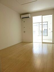 伊豆箱根鉄道駿豆線 伊豆長岡駅 バス8分 宗徳寺前下車 徒歩3分の賃貸アパート 1階1LDKのリビング/ダイニング