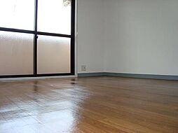 JR東海道本線 三島駅 徒歩5分の賃貸マンション 2階1Kのリビング/ダイニング