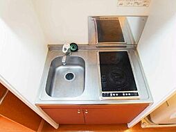 相鉄本線 西横浜駅 徒歩17分の賃貸アパート 1階1Kのリビング/ダイニング