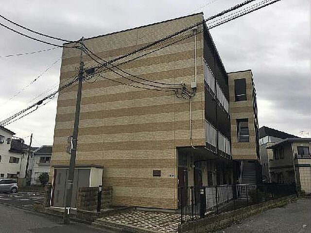 6 / 23