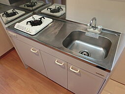 カサル・ミーサ 111 1階1Kのリビング/ダイニング