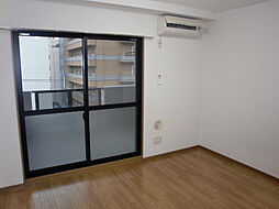 ＵＲＢＡＮ　ＴＥＲＲＡＣＥ 503 5階ワンルームのリビング/ダイニング