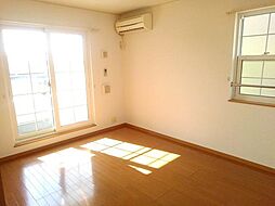 ベルソレイユII 201 2階2LDKのリビング/ダイニング