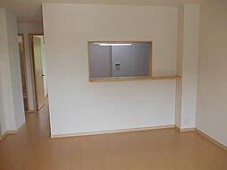 ファミーリア 102 1階1LDKのリビング/ダイニング