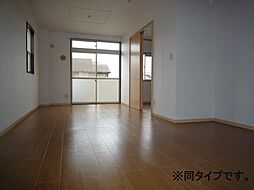 パークシティ坂入 101 1階1LDKのリビング/ダイニング