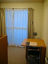 レオパレスエミル　ジョセフ　I 402 4階1Kのリビング/ダイニング