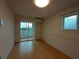 エアリーサウス 101 1階1LDKのリビング/ダイニング