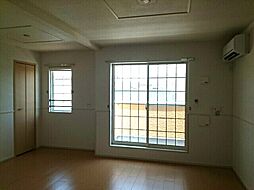 トゥジュール・アンサンブル 201 2階2LDKのリビング/ダイニング