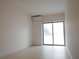 リブリ・プレジャー 106 1階1Kのリビング/ダイニング