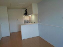 リバーサイド　レジデンス　ＴＵ 205 2階2LDKのリビング/ダイニング