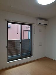 モーダ・パラッツォ 201 2階1LDKのリビング/ダイニング