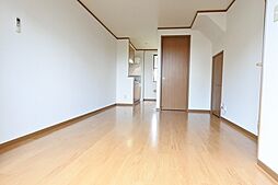 東武伊勢崎線 剛志駅 4.4kmの賃貸アパート 1階2LDKのリビング/ダイニング