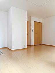 ブリリアント　Ｋ 1階1LDKのリビング/ダイニング