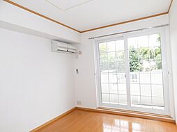 ソリアード・セッティモ 102 1階2Kのリビング/ダイニング