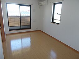 グリーンフォーレストIII 2階2LDKのリビング/ダイニング