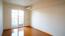 コーラルII 1階1LDKのリビング/ダイニング