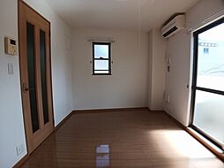 JR大阪環状線 福島駅 徒歩14分の賃貸マンション 4階1Kのリビング/ダイニング