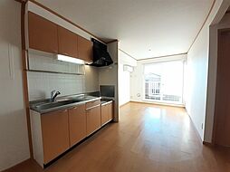 レーベンツォーネ 2階2LDKのリビング/ダイニング