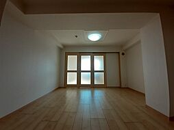 埼玉高速鉄道 浦和美園駅 徒歩15分の賃貸マンション 2階1LDKのリビング/ダイニング