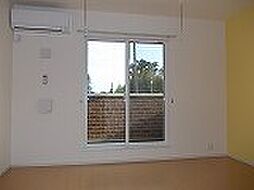 エンブレムＨ 201 2階1LDKのリビング/ダイニング