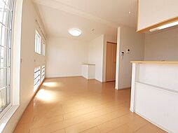 サニーヒルズ　ガーデンIII 2階1LDKのリビング/ダイニング