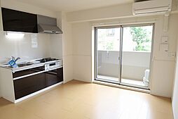 北大阪急行電鉄 桃山台駅 徒歩21分の賃貸マンション 1階1LDKのリビング/ダイニング