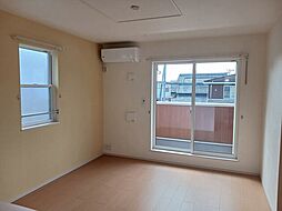 近鉄名古屋線 長太ノ浦駅 徒歩29分の賃貸アパート 2階2LDKのリビング/ダイニング