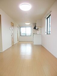 パルデメール　II 3階1LDKのリビング/ダイニング