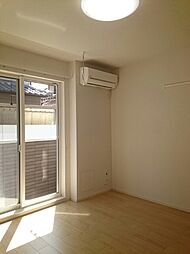 メゾン美園 102 1階ワンルームのリビング/ダイニング