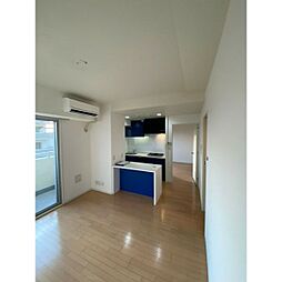 PHOENIX緑地公園(旧:レジディア緑地公園) 2階1LDKのリビング/ダイニング