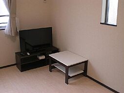 レオネクストマグノリア 101 1階1Kのリビング/ダイニング