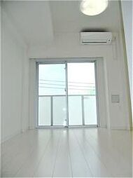 東急多摩川線 武蔵新田駅 徒歩3分の賃貸マンション 4階1Kのリビング/ダイニング