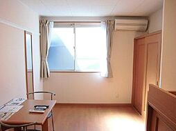 レオパレスＳＵＮＲＩＳＥ 102 1階1Kのリビング/ダイニング