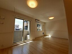 ラ・クレール 1階1LDKのリビング/ダイニング