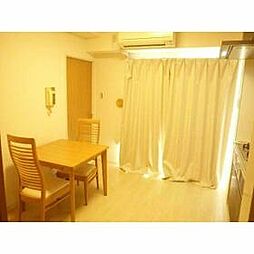 カステッロデルソーレフルヤ 101 1階1DKのリビング/ダイニング