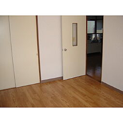 JR東海道本線 島田駅 バス7分 御仮屋下車 徒歩6分の賃貸アパート 2階2DKのリビング/ダイニング