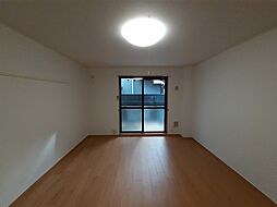 京阪宇治線 観月橋駅 徒歩6分の賃貸アパート 1階1Kのリビング/ダイニング