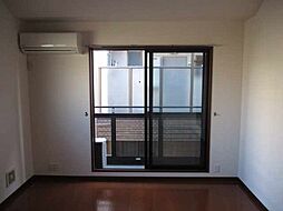 東京メトロ南北線 王子神谷駅 徒歩12分の賃貸アパート 2階1Kのリビング/ダイニング