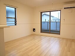 プリムローズ 205 2階2LDKのリビング/ダイニング