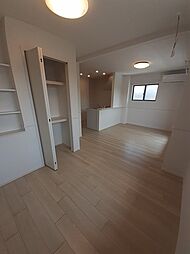 フィオーレ　II 202 2階2LDKのリビング/ダイニング