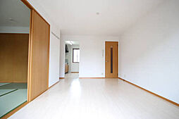 クレールコート　B棟 106 1階2LDKのリビング/ダイニング