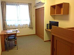 レオパレススペース　メイ 207 2階1Kのリビング/ダイニング