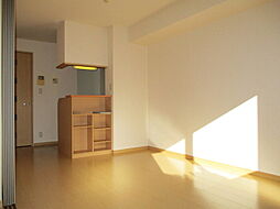 ノーベルパーク　15・16・17 15-101 1階1LDKのリビング/ダイニング