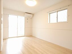 グラン・メゾン 1階1LDKのリビング/ダイニング