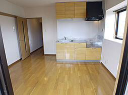 JR御殿場線 裾野駅 徒歩13分の賃貸マンション 1階1DKのリビング/ダイニング