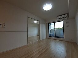 ハンドレッド　リヴァー　水野Ｂ 2階2LDKのリビング/ダイニング